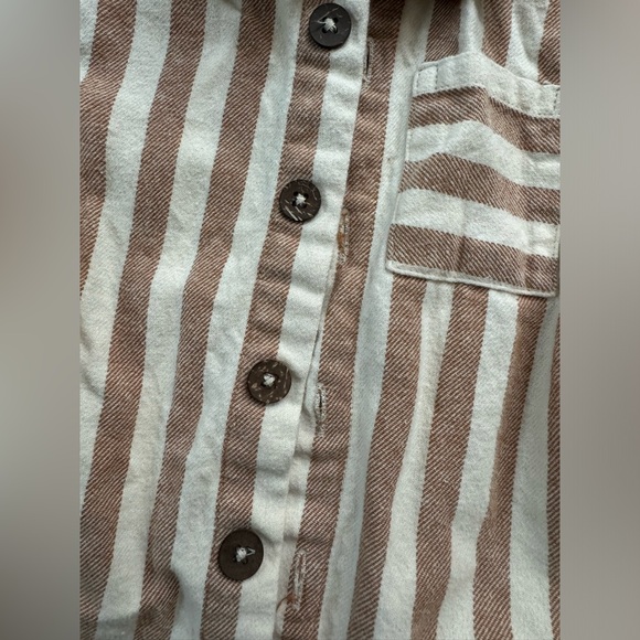 Rylee and Cru Striped Button Up long sleeve shirt - Picture 5 of 5